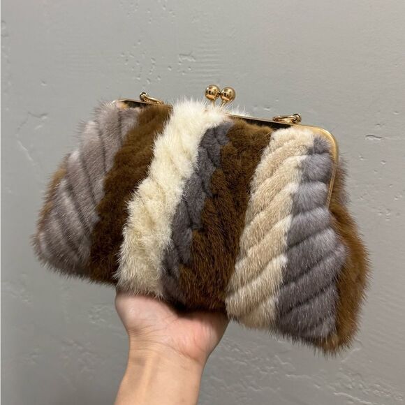 Colorblock Handmade Real Mink Fur Kisslock Clutch/Wristlet/Crossbody - Picture 2 of 15